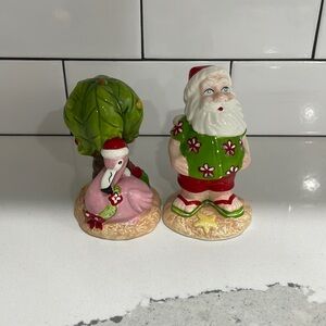 Salt & Pepper Shakers
